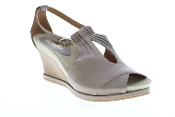 Earthies Seria Leather SERIA-MVE Womens Brown Leather Wedges Heels Shoes Online Hot Sale - Image 2